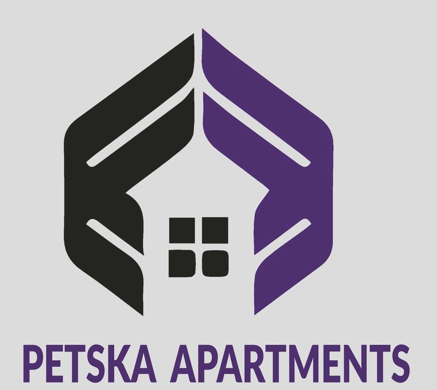 Petska Apartments เลปโตการายา ภายนอก รูปภาพ